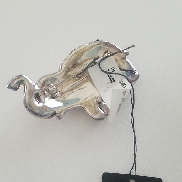 E&L Silver Elephant Brooch - Picture 2 of 3